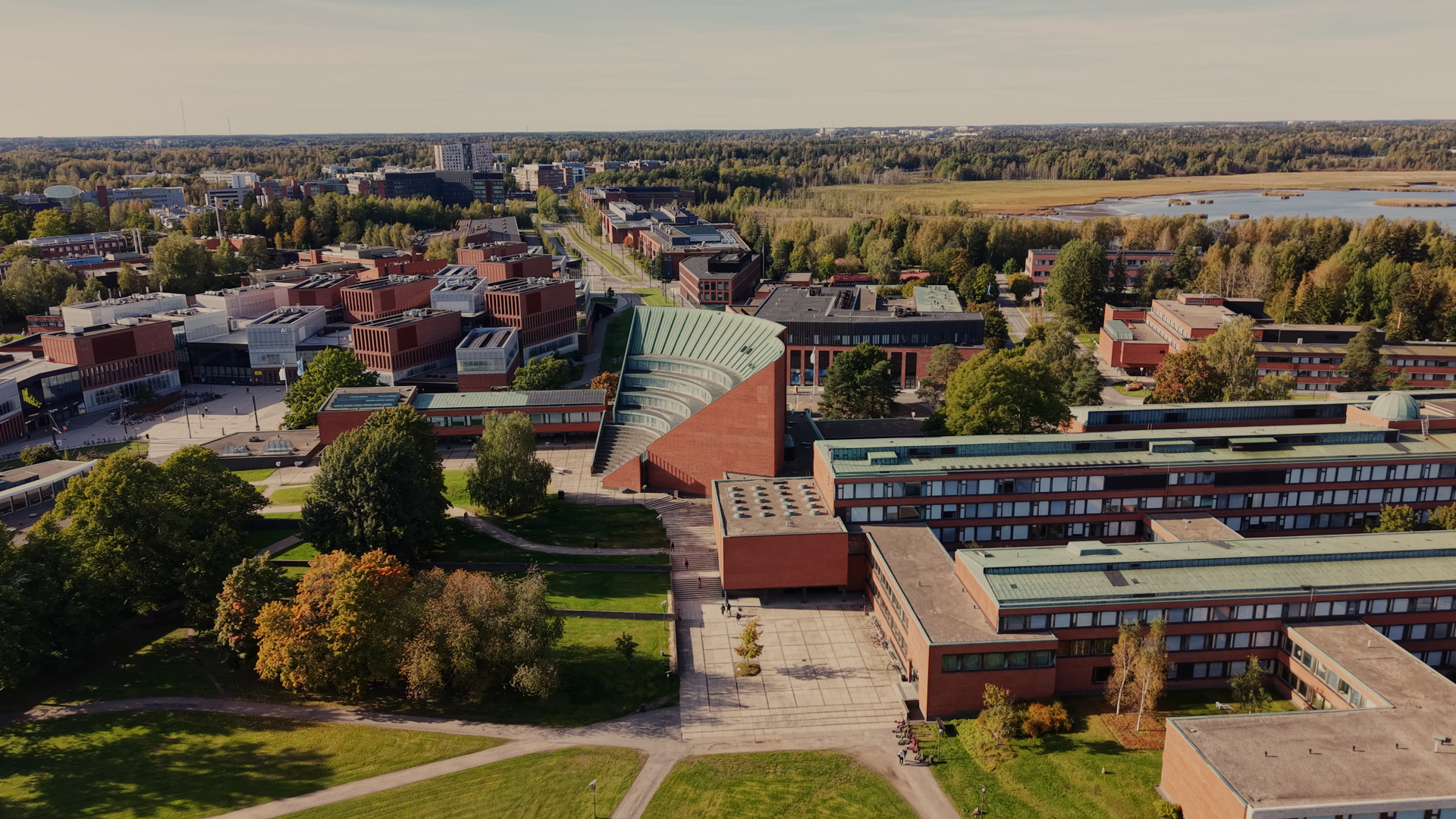 Show HN: High-fidelity, compact, and real time rendering of university campus